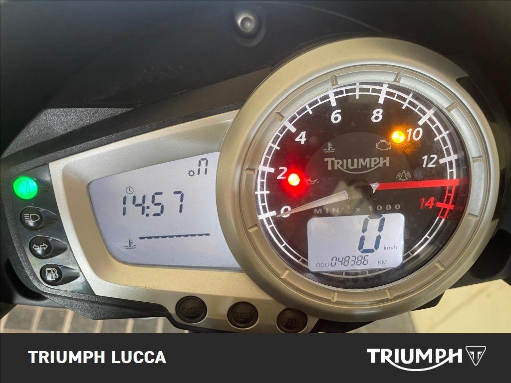 TRIUMPH Street Triple 675 R